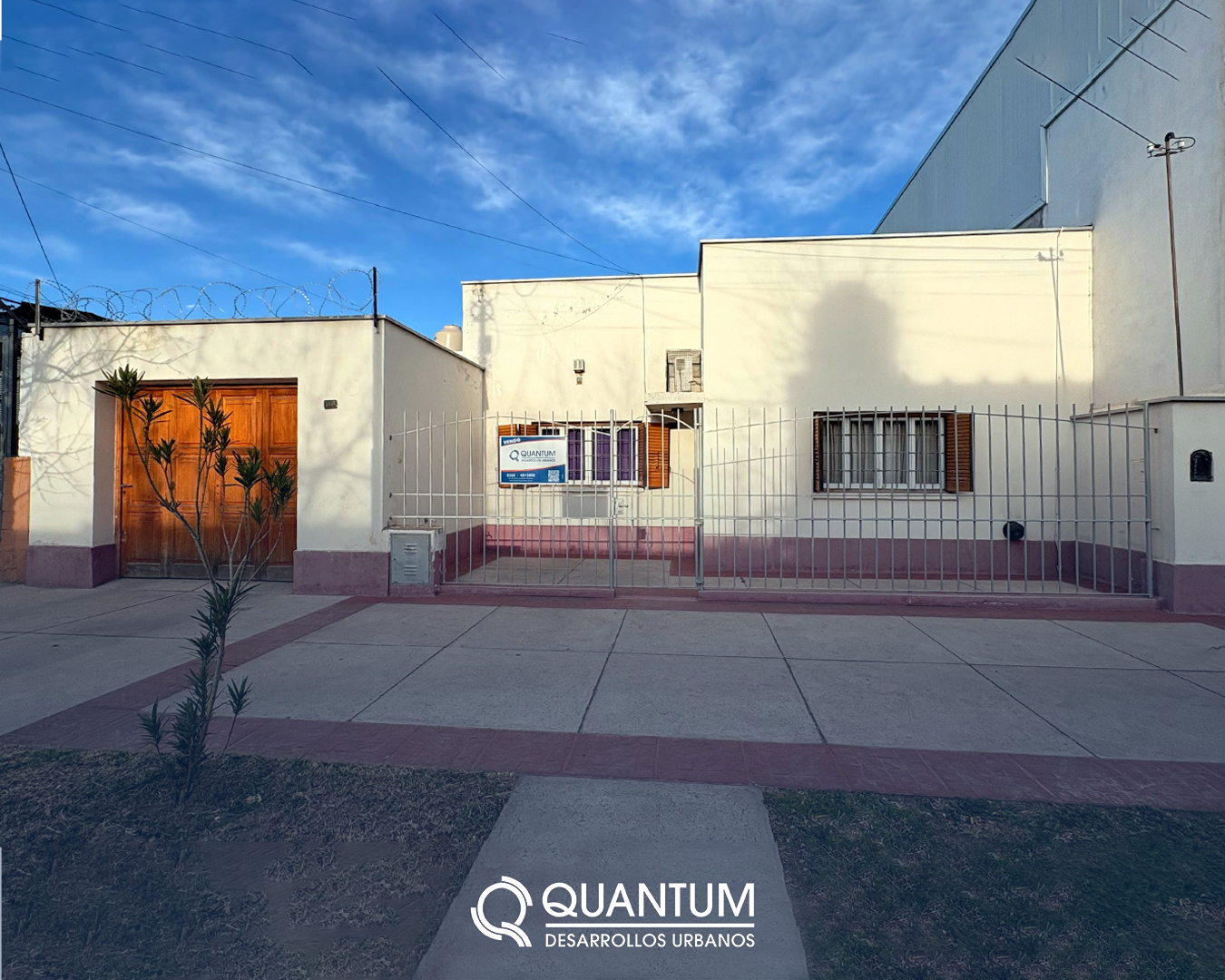 Casa en venta – Calle Godoy Cruz